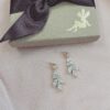 15a. Lily Gold – earrings